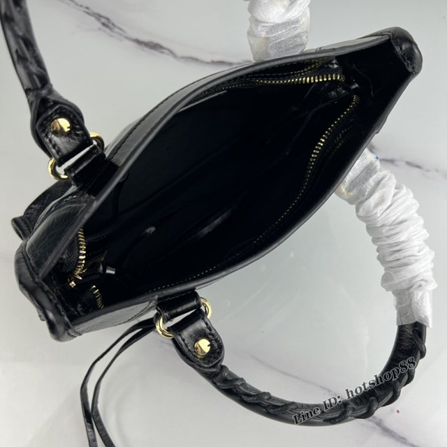 Balenciaga專櫃爆款手提女包 巴黎世家原版油蠟頭層牛皮香皮鳳梨金釘迷你機車包 fyj1341